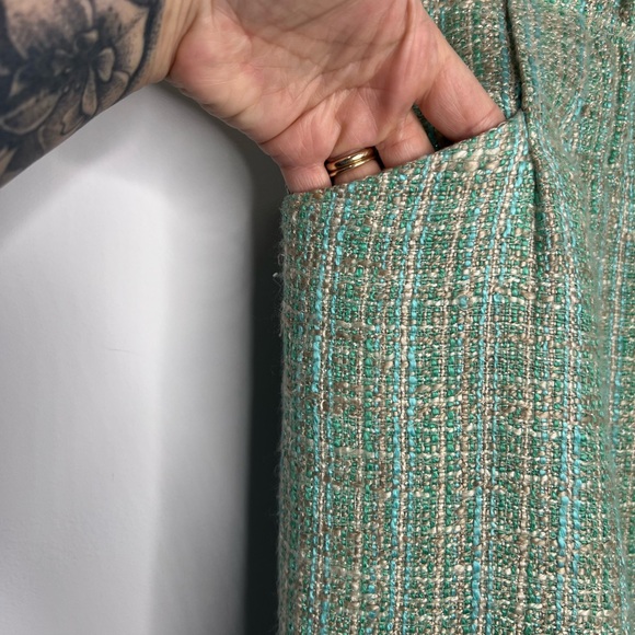 J. Crew Tweed Mini Skirt with Side Pockets Size 4 - Picture 2 of 8